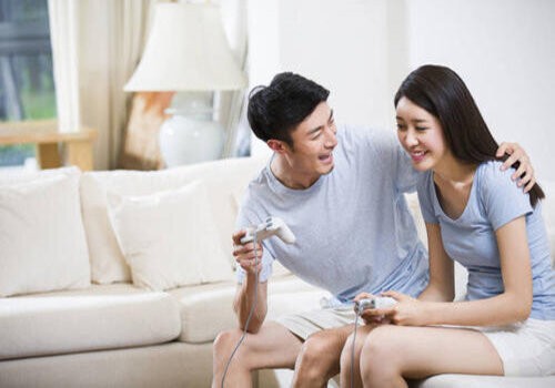 <b>上海市侦探：登记时仅19岁23岁申婚姻无效，法院</b>